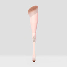 Flawless Stay Matte Dual Ended Foundation Brush